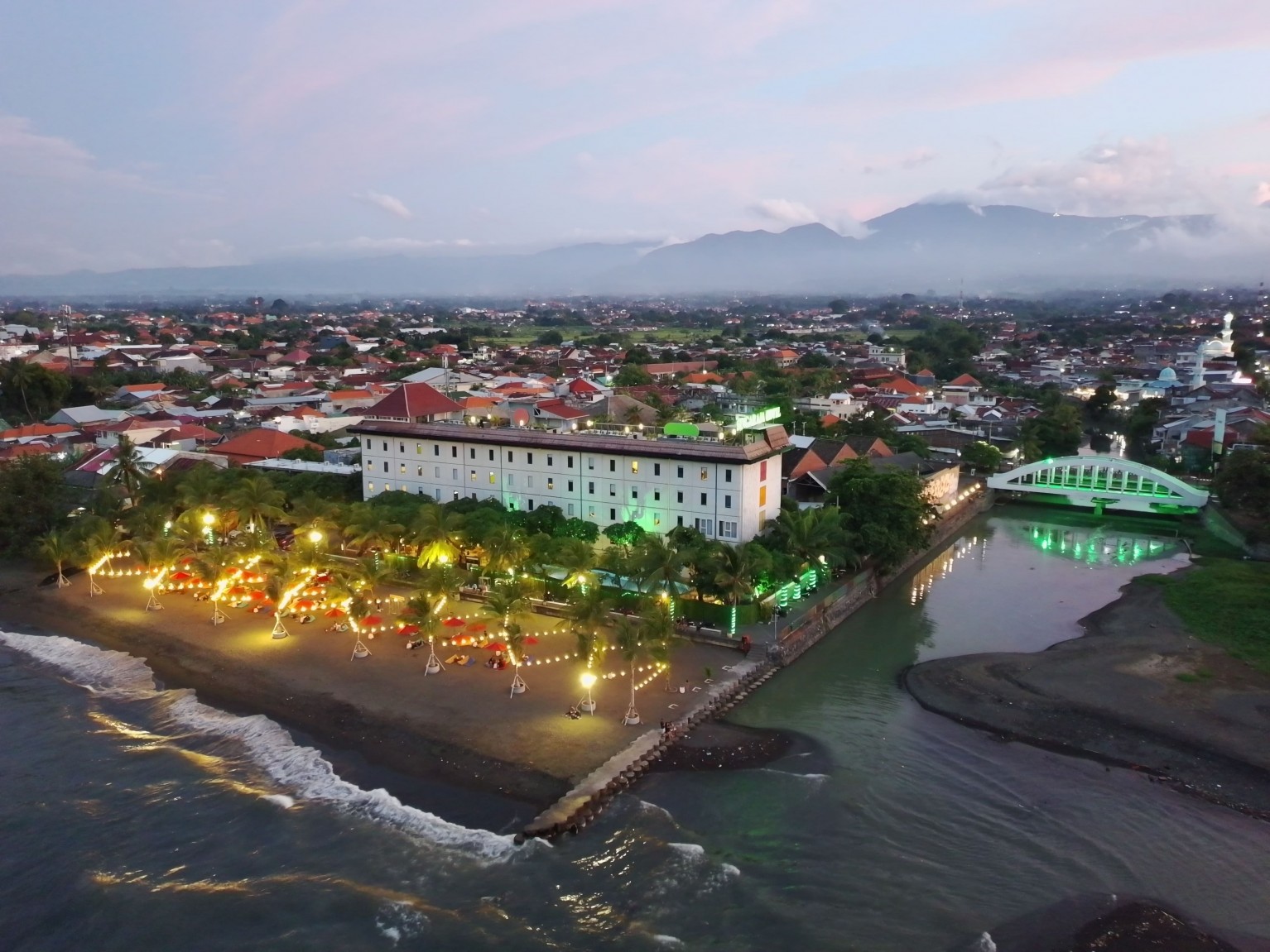 Aerial Foto The Grand Singaraja Beach Hotel